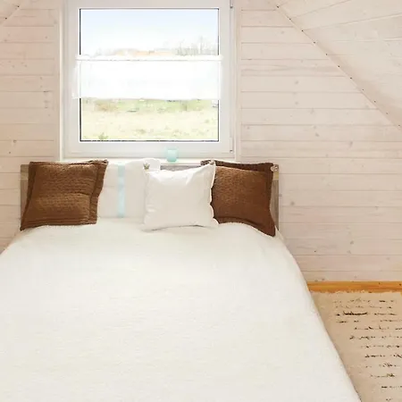 Two-bedroom Holiday In 別荘 *